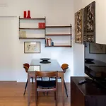 לינה וארוחת בוקר Art Lab