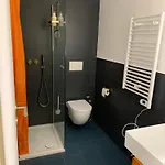 Art Lab לינה וארוחת בוקר 4*