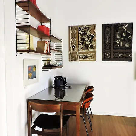 Art Lab Bed and Breakfast *