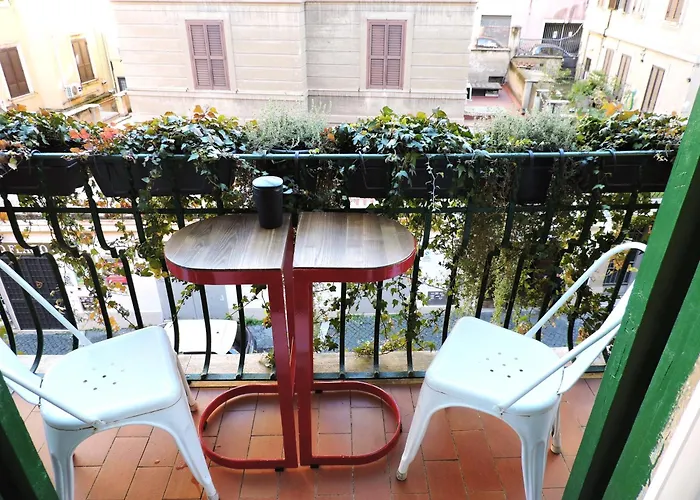 Bed & Breakfast Art Lab