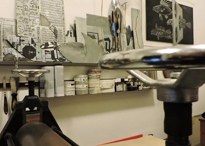 Art Lab Bed & Breakfast 4*